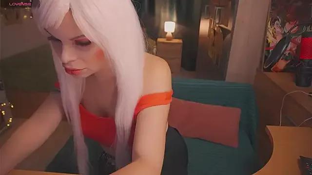LanaOnRepeat from StripChat is Freechat