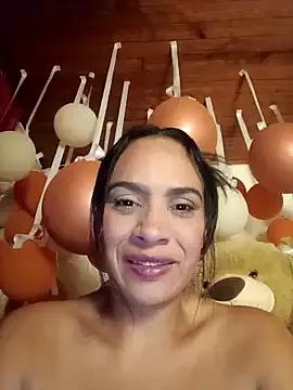 Lara_Honey111 from StripChat is Freechat
