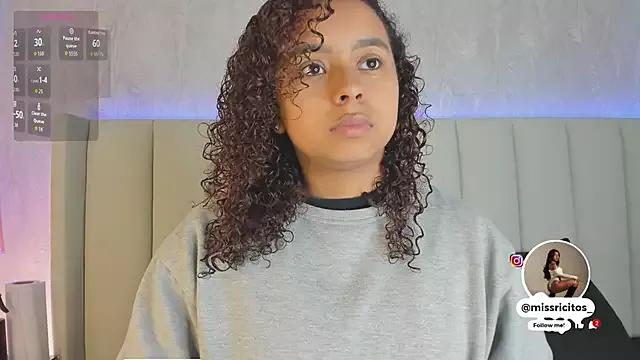 LaraCurls from StripChat is Freechat