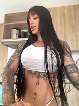 LaraHenao from StripChat