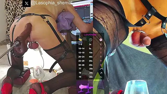Mad beauty - checkout our excited streamers as they tease to their beloved melodies and slowly squirt for enjoyment to appease your wildest wishes.