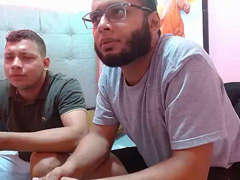 latin_couple2732 from StripChat is Freechat