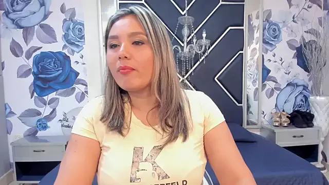 LatinaHoleQueen from StripChat is Freechat