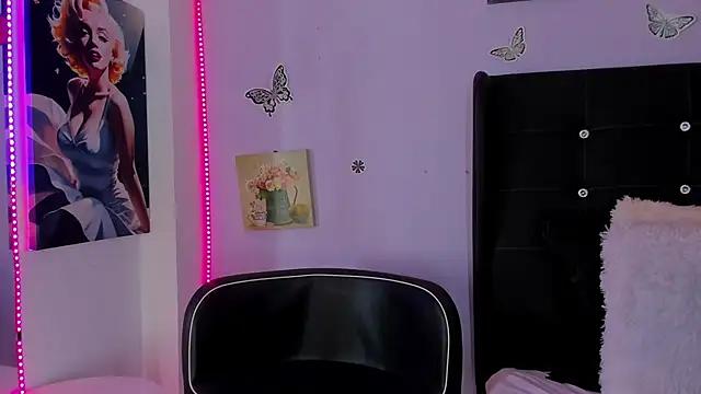 Mad beauty - checkout our excited streamers as they tease to their beloved melodies and slowly squirt for enjoyment to appease your wildest wishes.