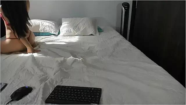 Lauren_A from StripChat is Freechat