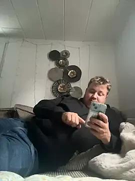 LenaundLeon from StripChat is Freechat