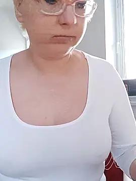 LeonaCrystal from StripChat is Freechat