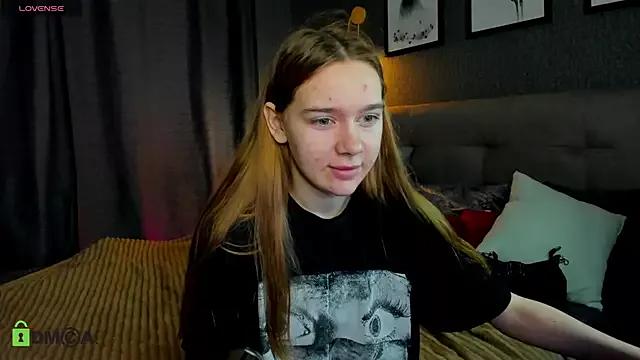 Mad beauty - checkout our excited streamers as they tease to their beloved melodies and slowly squirt for enjoyment to appease your wildest wishes.