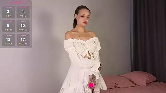 leyla_alyel from StripChat is Freechat