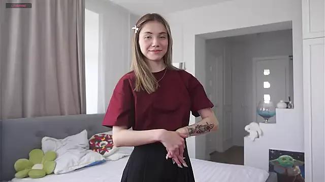 Mad beauty - checkout our excited streamers as they tease to their beloved melodies and slowly squirt for enjoyment to appease your wildest wishes.