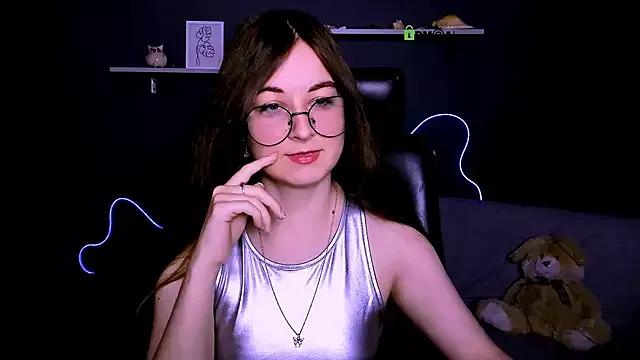 Mad beauty - checkout our excited streamers as they tease to their beloved melodies and slowly squirt for enjoyment to appease your wildest wishes.