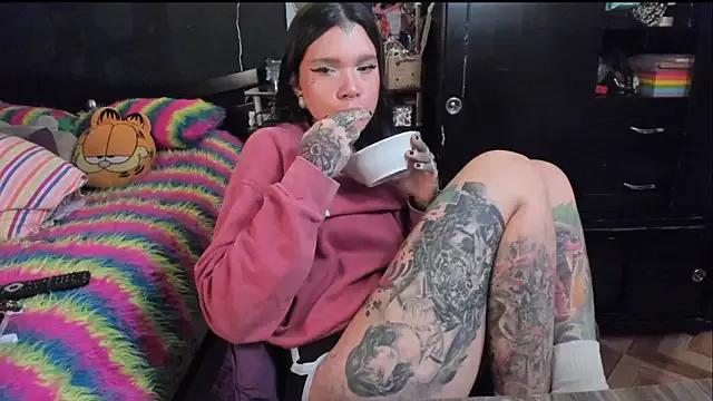 Mad beauty - checkout our excited streamers as they tease to their beloved melodies and slowly squirt for enjoyment to appease your wildest wishes.