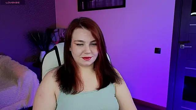 Lilumytrend from StripChat