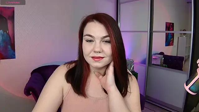 Lilumytrend from StripChat