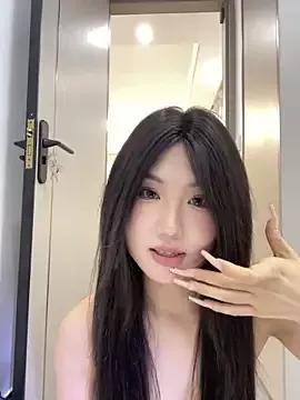 Photos of lilyxye77 from StripChat is Freechat