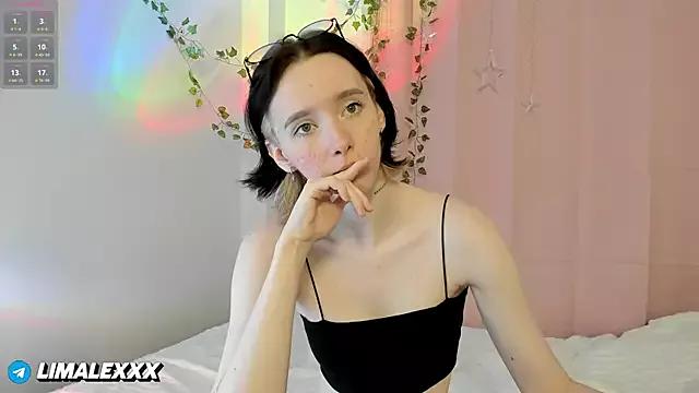 Mad beauty - checkout our excited streamers as they tease to their beloved melodies and slowly squirt for enjoyment to appease your wildest wishes.