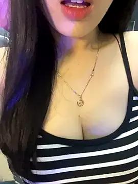 Lin_baby from StripChat is Freechat