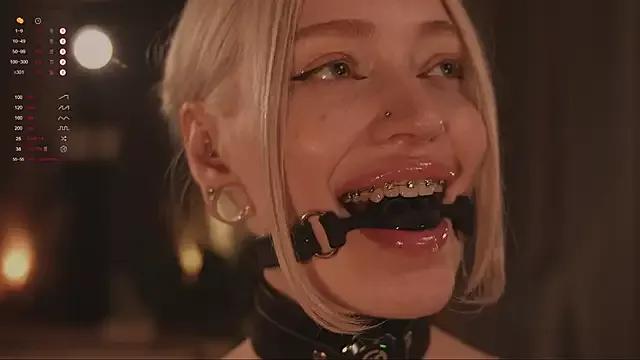 Mad beauty - checkout our excited streamers as they tease to their beloved melodies and slowly squirt for enjoyment to appease your wildest wishes.