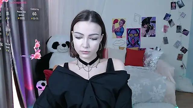 Mad beauty - checkout our excited streamers as they tease to their beloved melodies and slowly squirt for enjoyment to appease your wildest wishes.