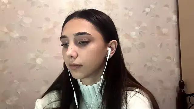 LinaMour from StripChat is Freechat