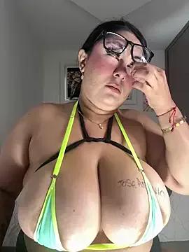 Mad beauty - checkout our excited streamers as they tease to their beloved melodies and slowly squirt for enjoyment to appease your wildest wishes.