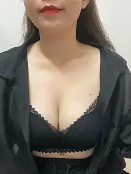 Linda288 from StripChat is Freechat