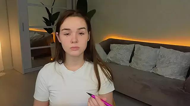 Mad beauty - checkout our excited streamers as they tease to their beloved melodies and slowly squirt for enjoyment to appease your wildest wishes.