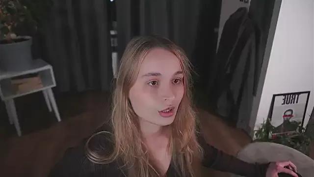 Mad beauty - checkout our excited streamers as they tease to their beloved melodies and slowly squirt for enjoyment to appease your wildest wishes.