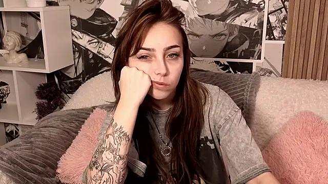 Mad beauty - checkout our excited streamers as they tease to their beloved melodies and slowly squirt for enjoyment to appease your wildest wishes.