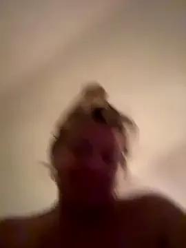 lisamarie4385 from StripChat is Freechat
