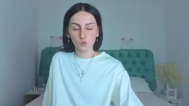 Mad beauty - checkout our excited streamers as they tease to their beloved melodies and slowly squirt for enjoyment to appease your wildest wishes.
