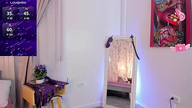 LITTLE_SINN from StripChat