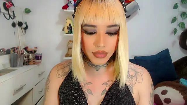 Mad beauty - checkout our excited streamers as they tease to their beloved melodies and slowly squirt for enjoyment to appease your wildest wishes.