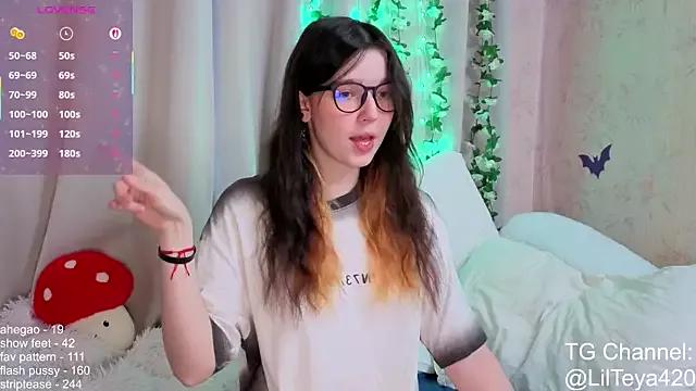 Mad beauty - checkout our excited streamers as they tease to their beloved melodies and slowly squirt for enjoyment to appease your wildest wishes.