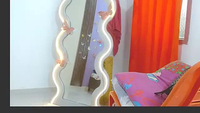 Mad beauty - checkout our excited streamers as they tease to their beloved melodies and slowly squirt for enjoyment to appease your wildest wishes.