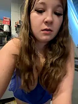 LittleChaosQueen from StripChat is Freechat