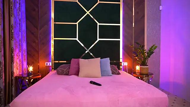 Mad beauty - checkout our excited streamers as they tease to their beloved melodies and slowly squirt for enjoyment to appease your wildest wishes.