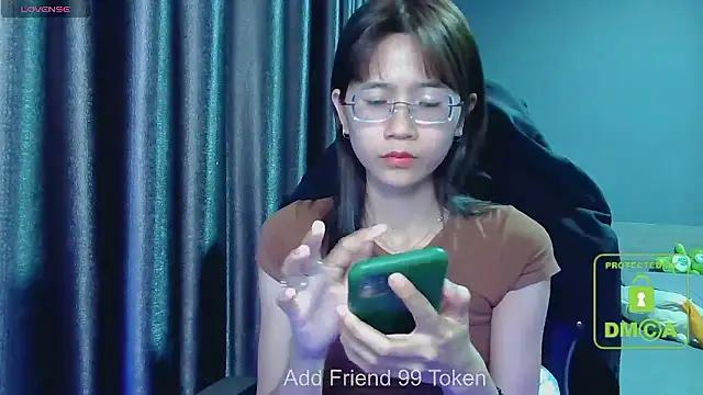 Mad beauty - checkout our excited streamers as they tease to their beloved melodies and slowly squirt for enjoyment to appease your wildest wishes.