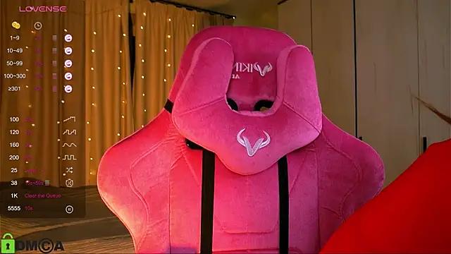Mad beauty - checkout our excited streamers as they tease to their beloved melodies and slowly squirt for enjoyment to appease your wildest wishes.