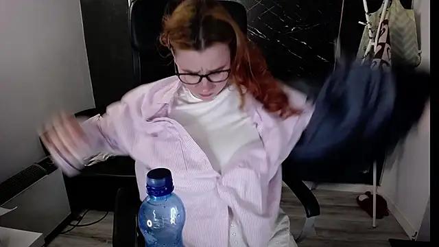 Mad beauty - checkout our excited streamers as they tease to their beloved melodies and slowly squirt for enjoyment to appease your wildest wishes.