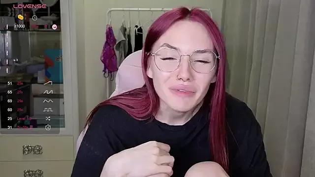 Mad beauty - checkout our excited streamers as they tease to their beloved melodies and slowly squirt for enjoyment to appease your wildest wishes.