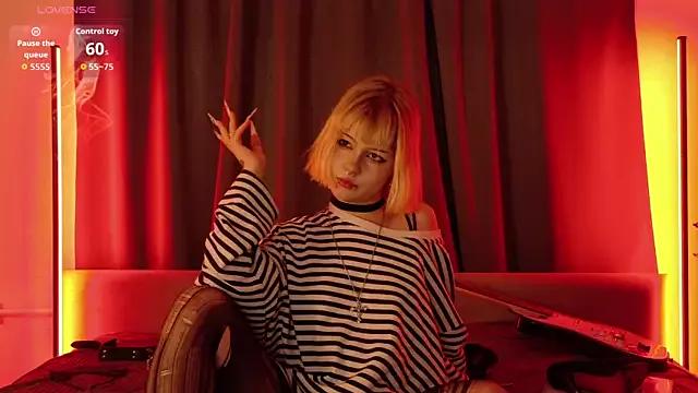 Mad beauty - checkout our excited streamers as they tease to their beloved melodies and slowly squirt for enjoyment to appease your wildest wishes.