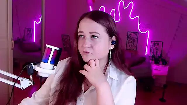 LizzyShine from StripChat is Freechat