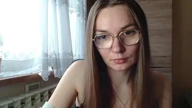 LooveELLYx from StripChat