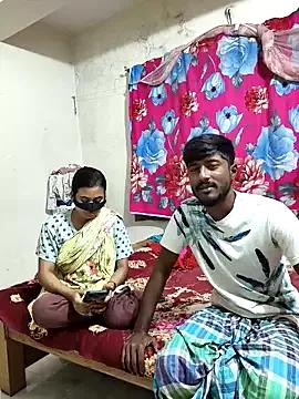 Photos of Love_Queen11 from StripChat is Freechat