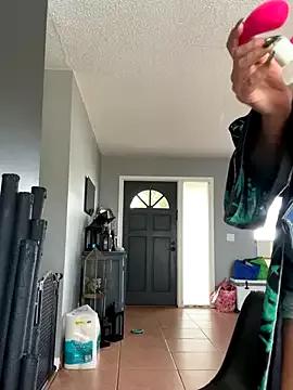 Mad beauty - checkout our excited streamers as they tease to their beloved melodies and slowly squirt for enjoyment to appease your wildest wishes.