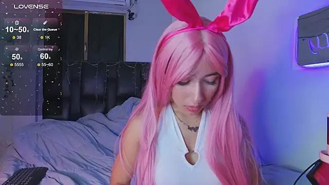 Mad beauty - checkout our excited streamers as they tease to their beloved melodies and slowly squirt for enjoyment to appease your wildest wishes.