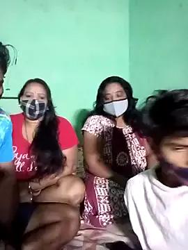 LoveOnStream from StripChat is Freechat