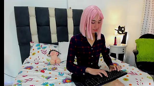 loverisu-coral from StripChat is Freechat