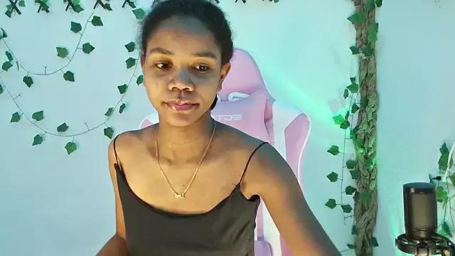 Luciia_cute from StripChat is Freechat